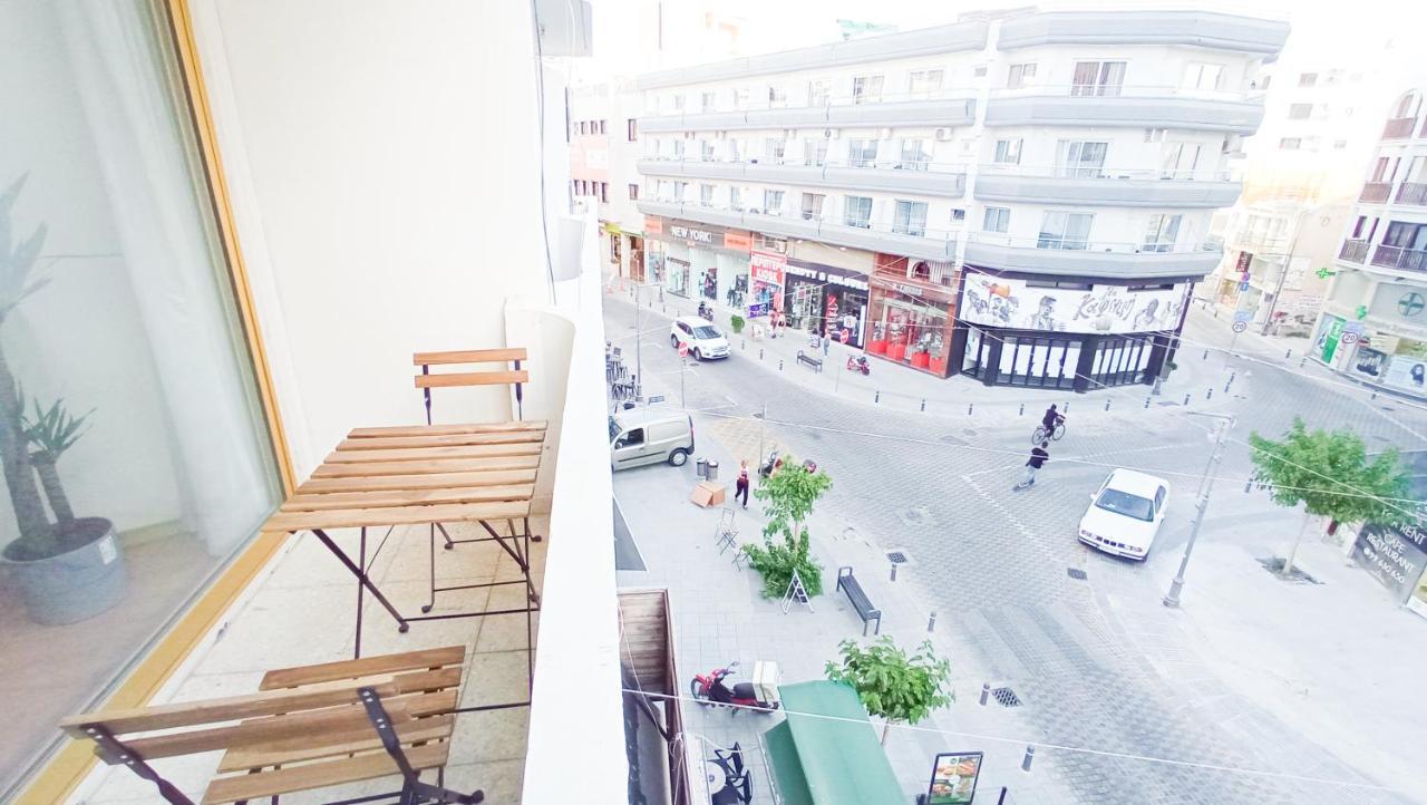 1A Beach & Business Apartment In The City Center! Larnaca Ngoại thất bức ảnh